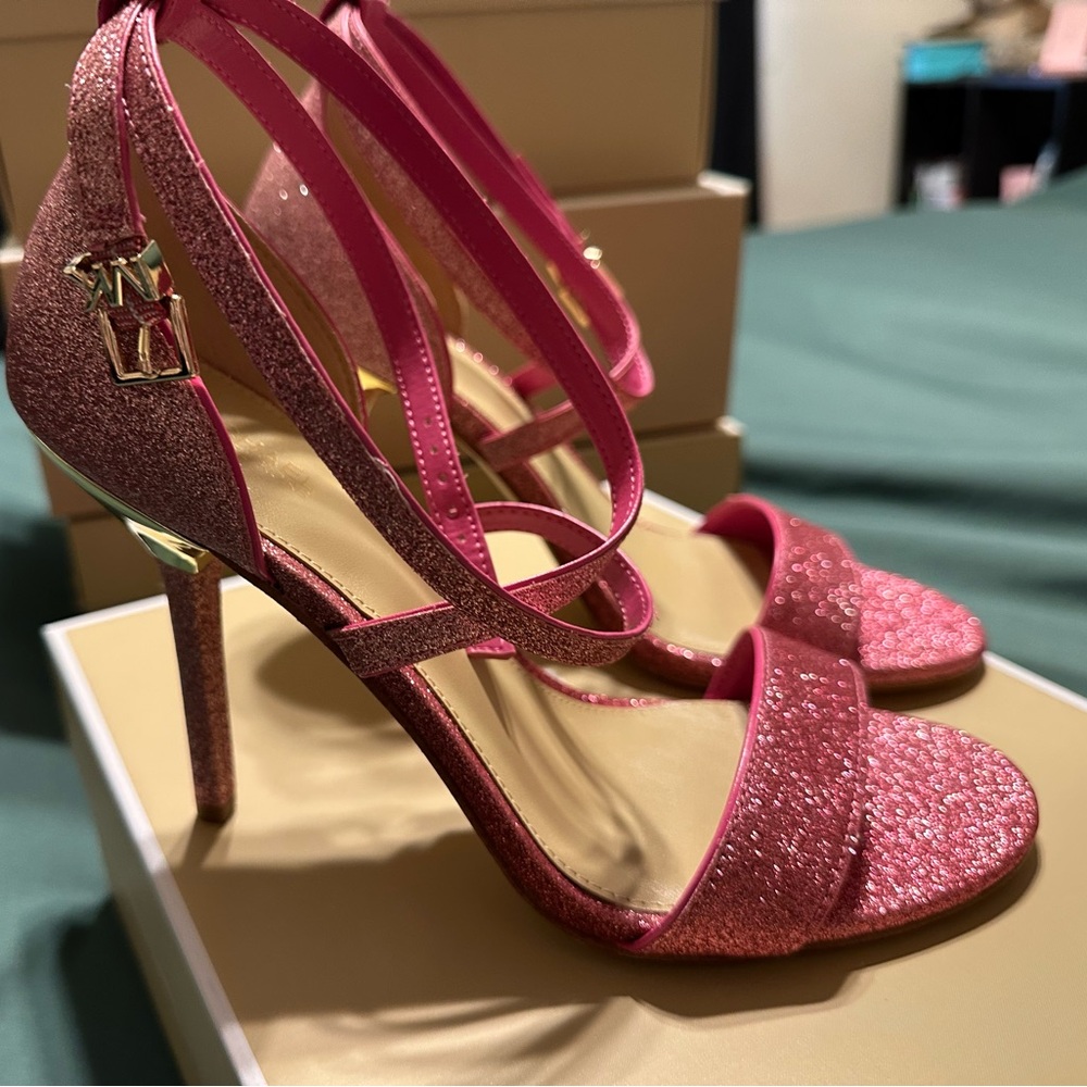 New In Box Michael Kors Astrid Sandal Heels